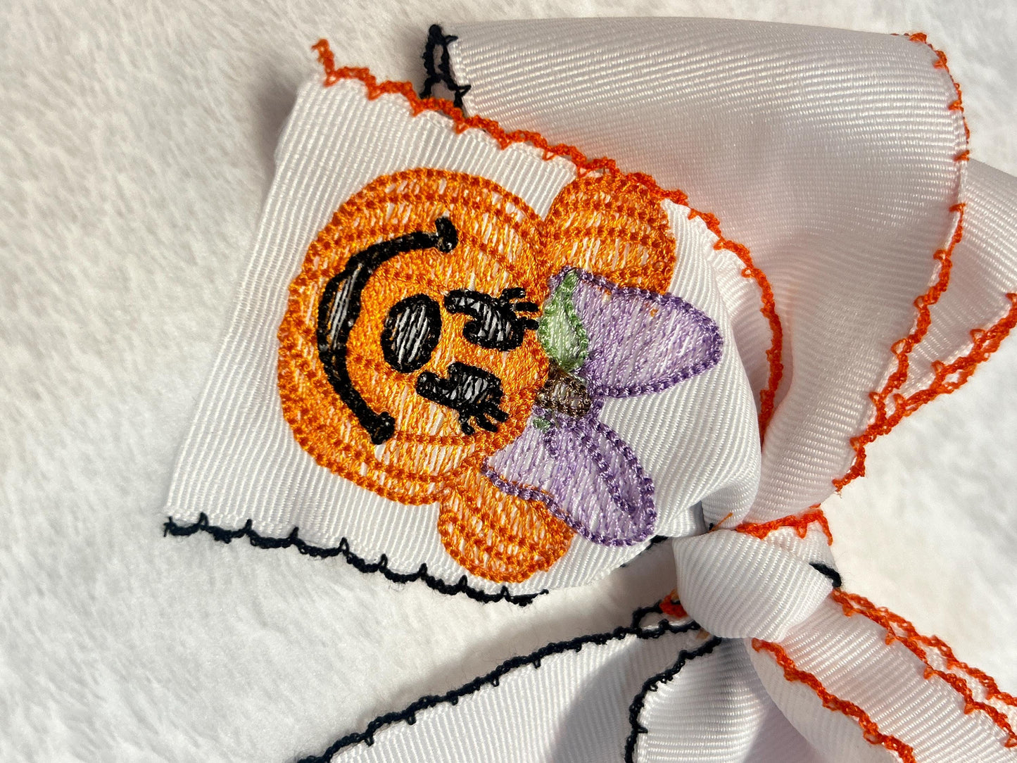 Mouse Halloween Embroidered Hairbow, Custom Embroidery Kids, Spooky, Theme Park, Halloween Party