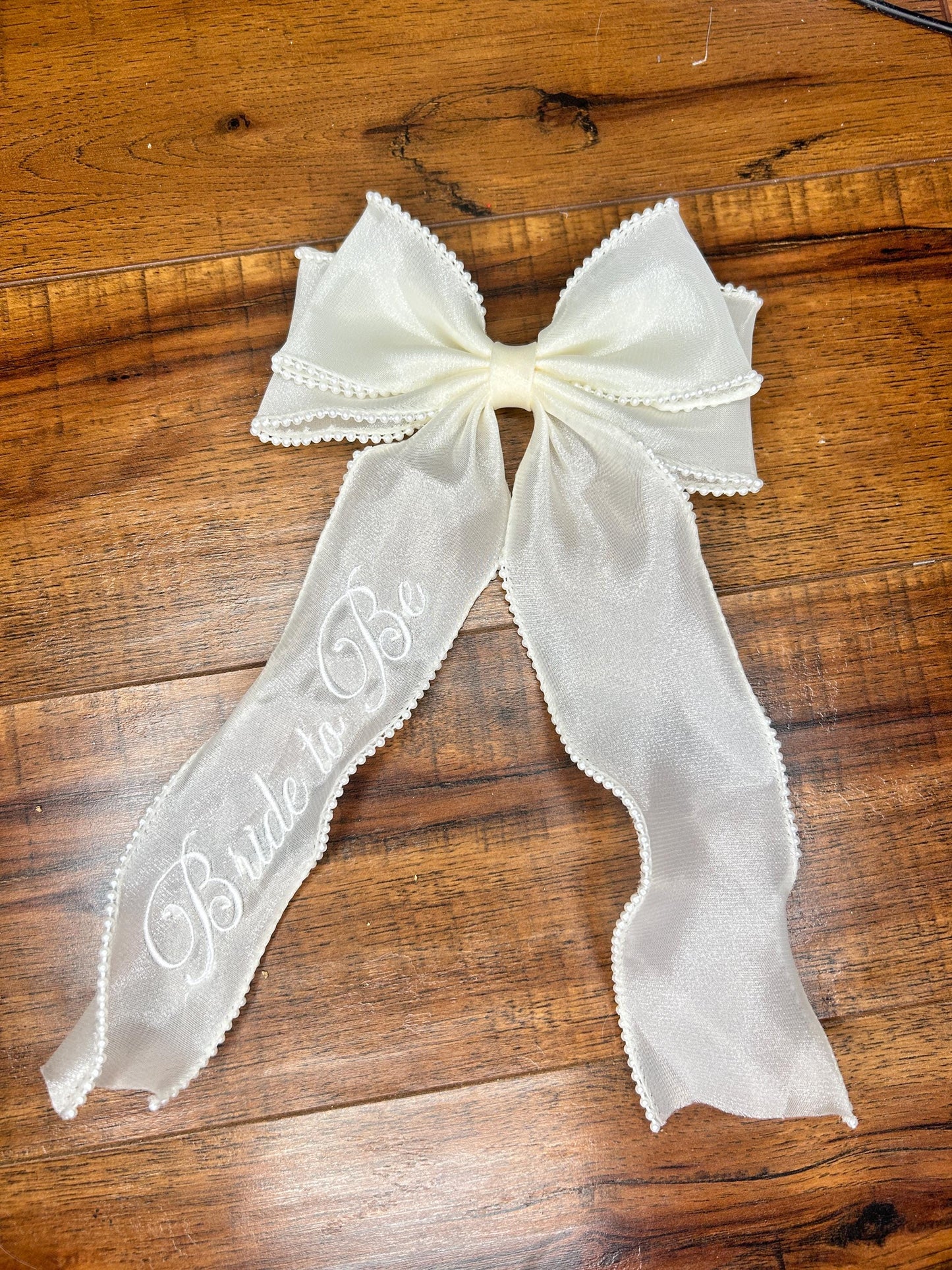 Custom Bridal Embroidered Bow, Bride-to-Be Hair Accessory, Bachelorette Party Headpiece, Wedding Hair Bow, Maid of Honor
