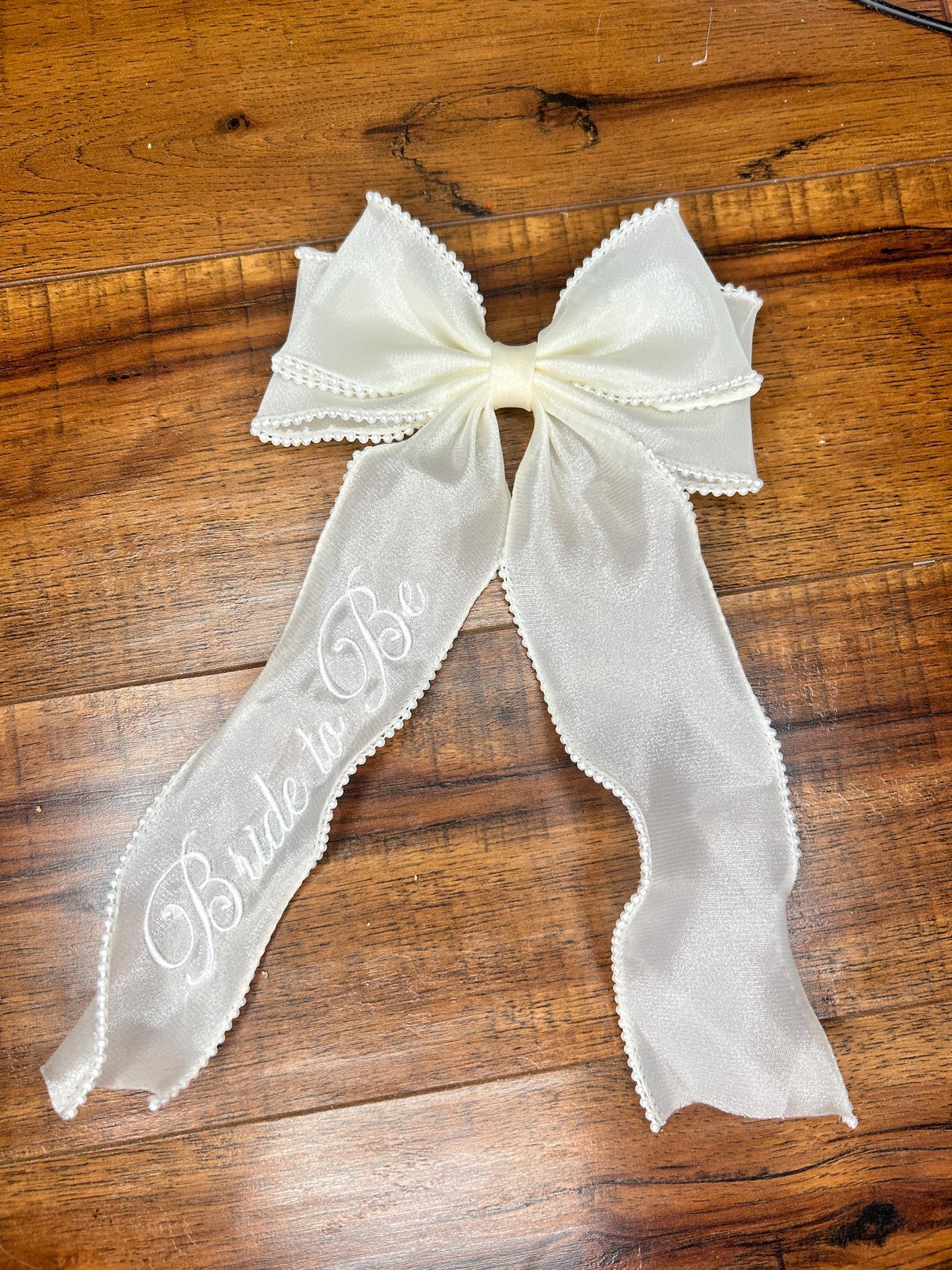 Custom Bridal Embroidered Bow, Bride-to-Be Hair Accessory, Bachelorette Party Headpiece, Wedding Hair Bow, Maid of Honor